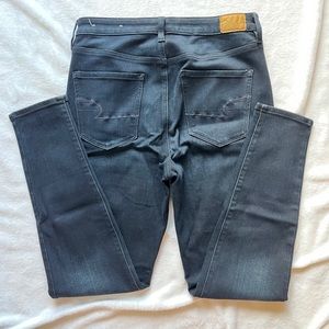 American Eagle Hi-Rise Jegging